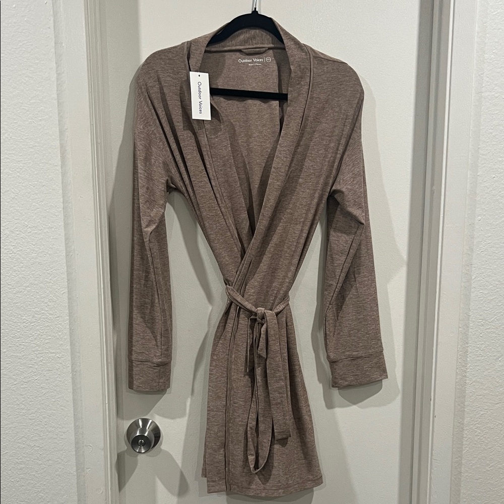 Outdoor Voices Women's Cloudknit Robe in Mocha Size Xs/small with belt NWT